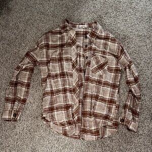 Casual Plaid Button-Up Shirt